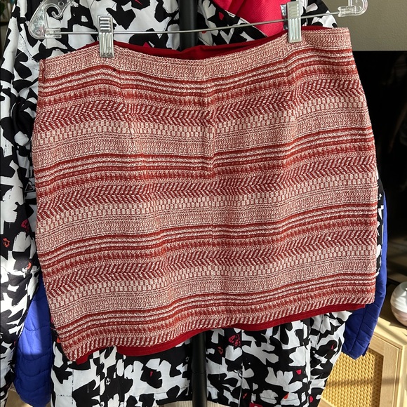 Women’s Banana Republic Skirt - Picture 2 of 6